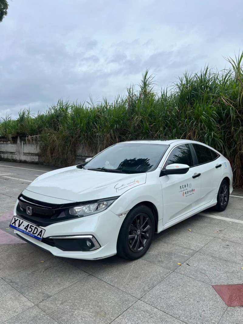 东莞21年本田思域2