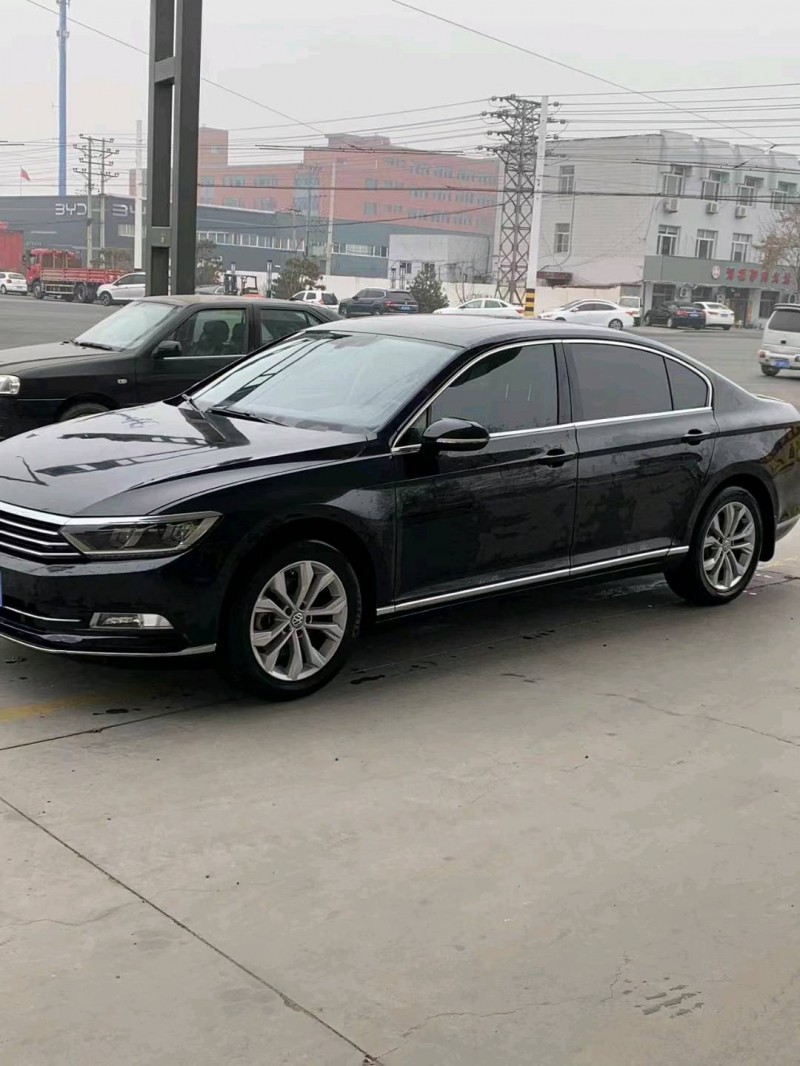 保定17年大众迈腾3