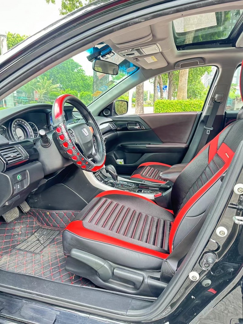 东莞17年本田雅阁4