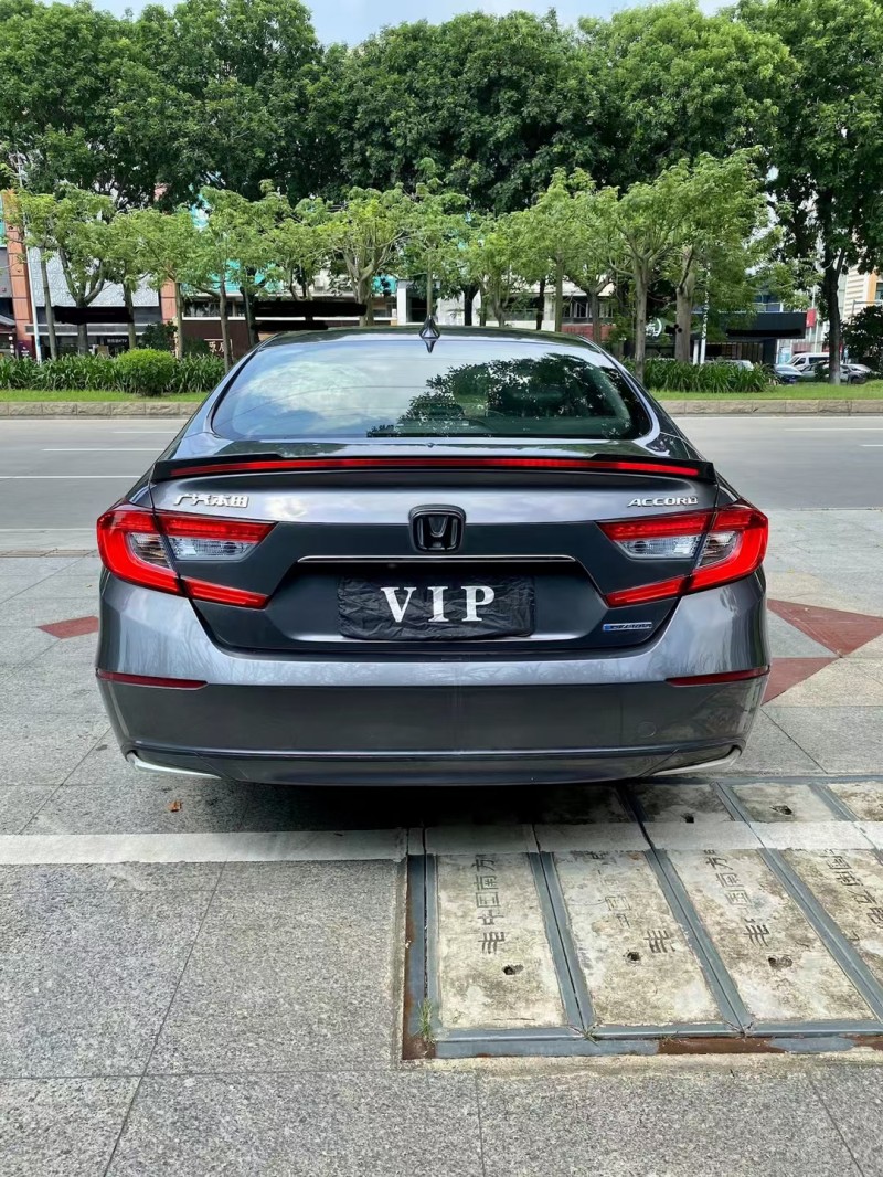 东莞20年本田雅阁9