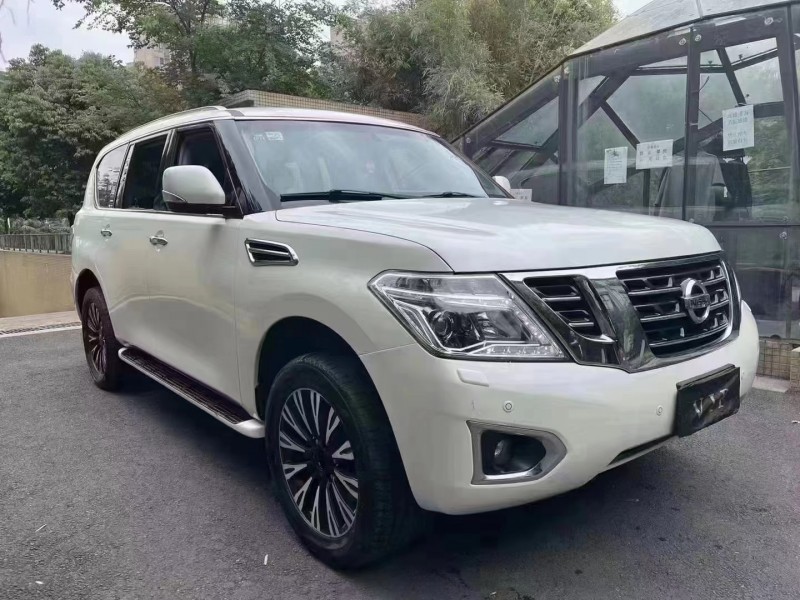 成都17年日产途乐2