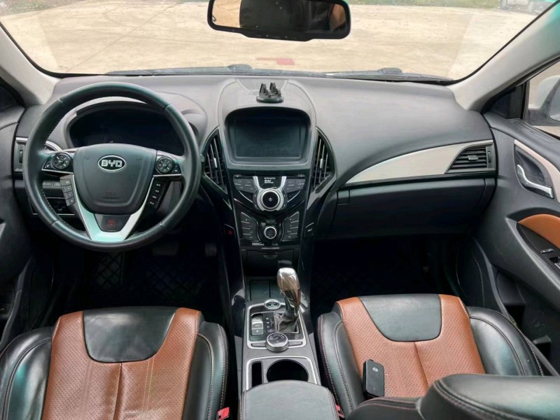 徐州16年比亚迪秦4