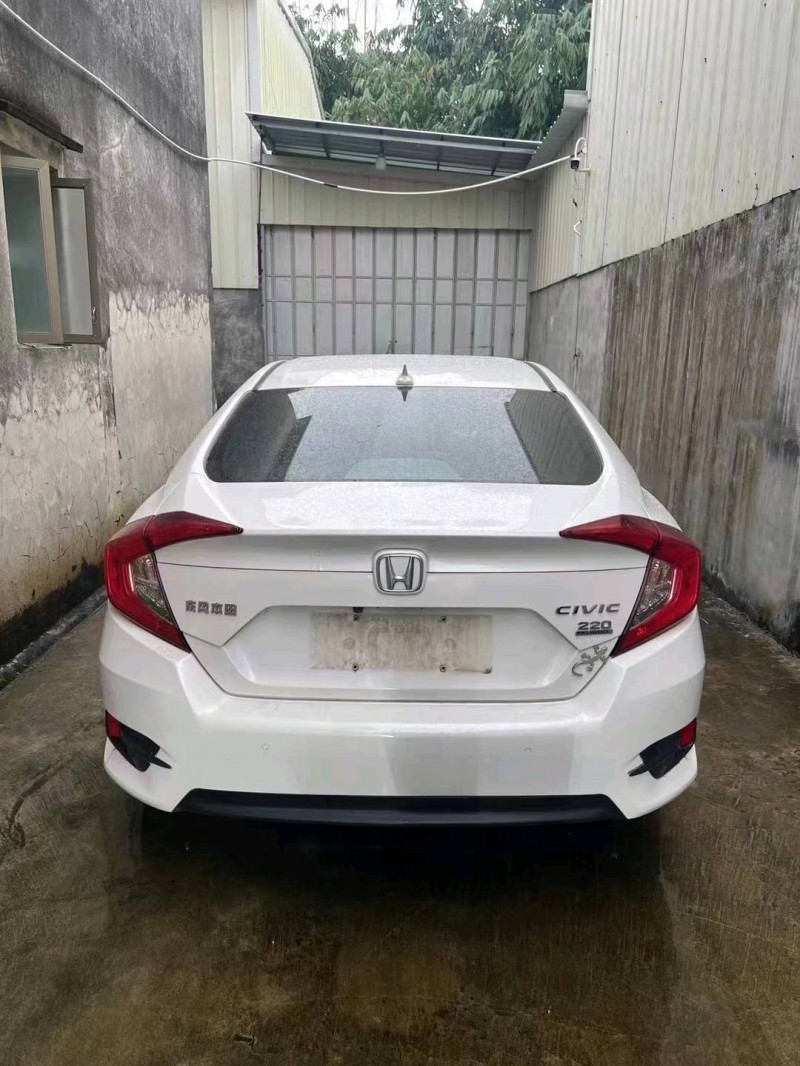 广州19年本田思域8