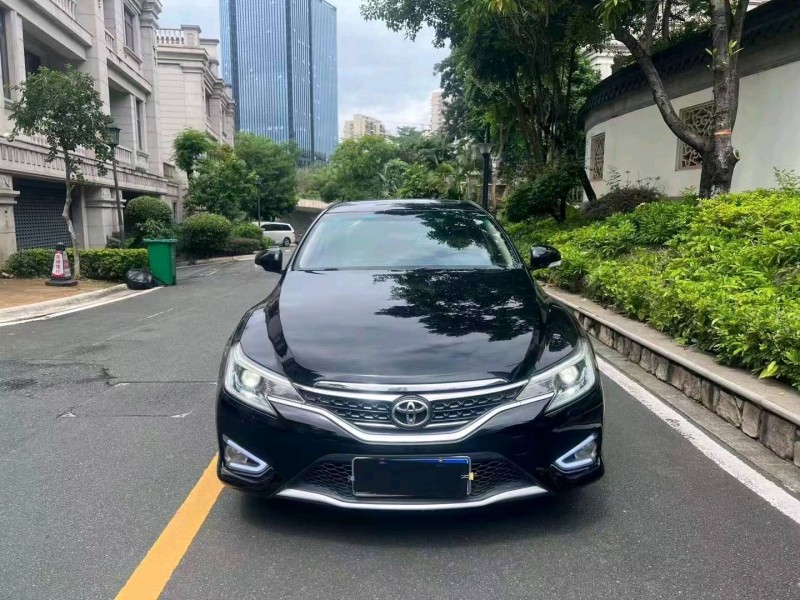 汕头14年丰田锐志1