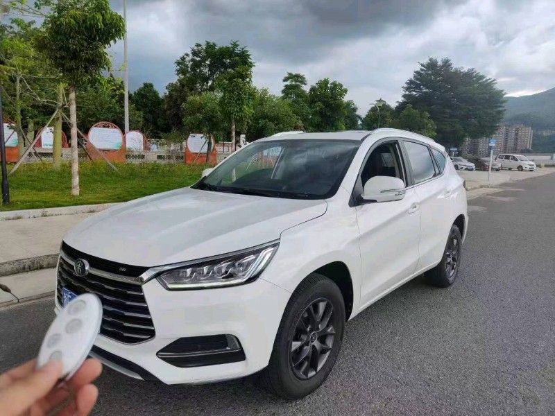 汕头21年比亚迪宋3