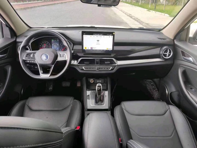 汕头21年比亚迪宋4