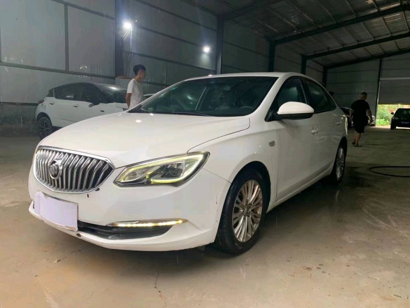 苏州16年别克英朗2