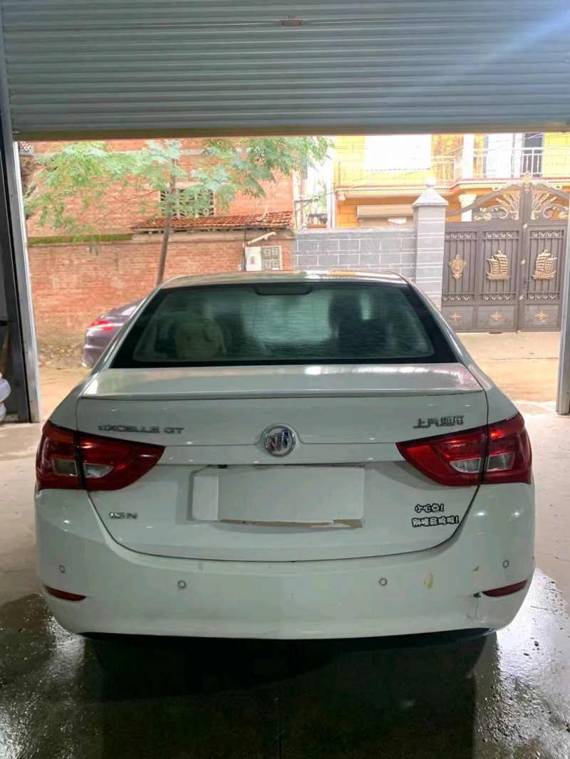 苏州16年别克英朗8