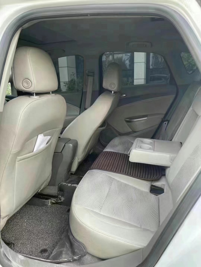 济宁15年别克英朗8