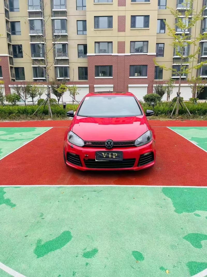 济宁12年大众高尔夫1
