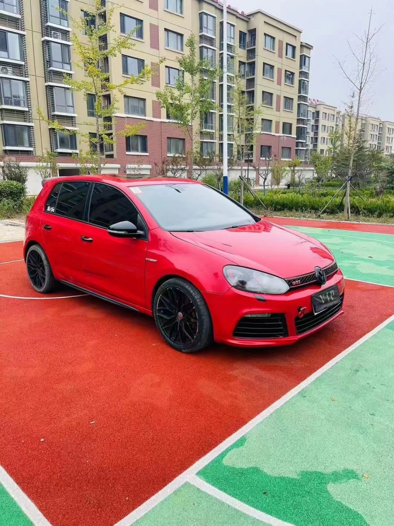 济宁12年大众高尔夫2