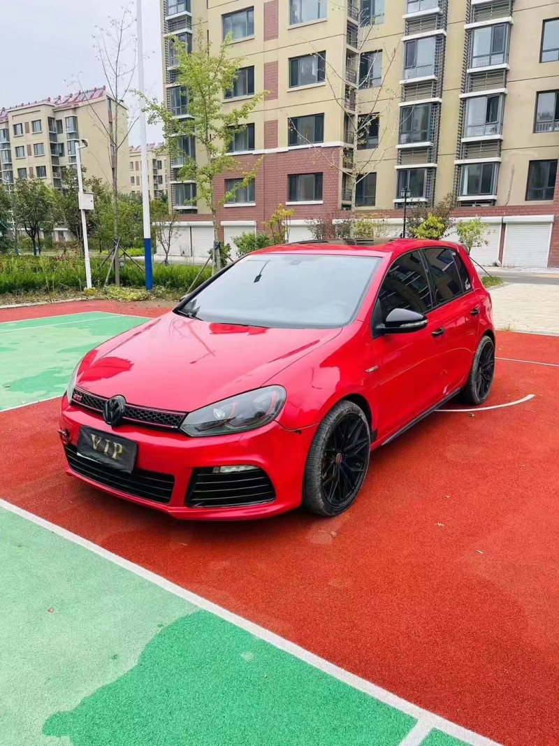 济宁12年大众高尔夫3