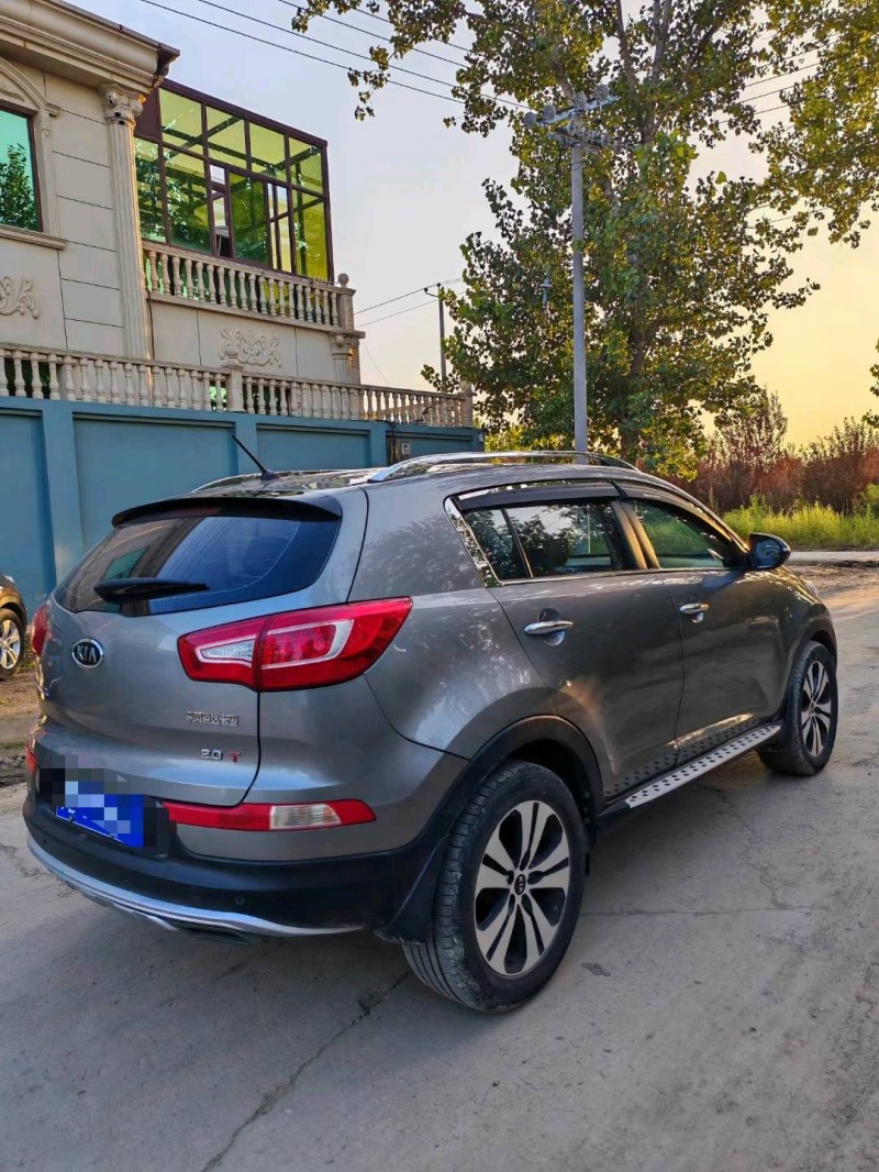 保定14年起亚智跑7