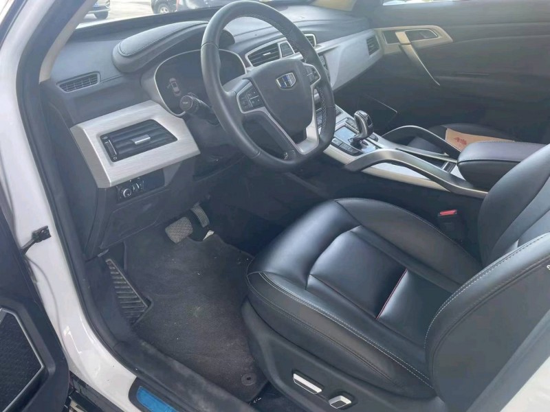 保定19年吉利博越7