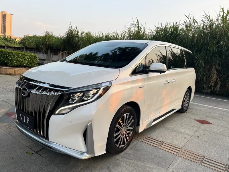 东莞21年传祺M82