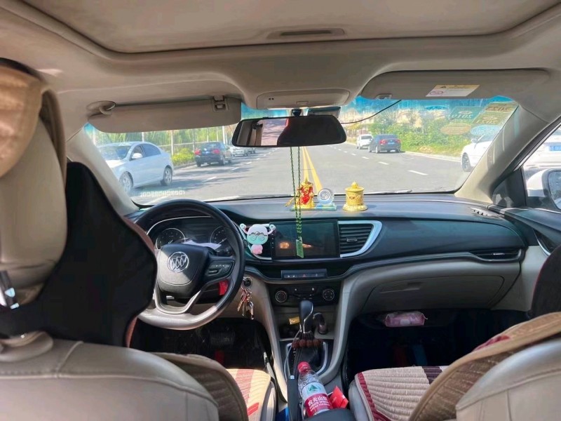 东营17年别克英朗4