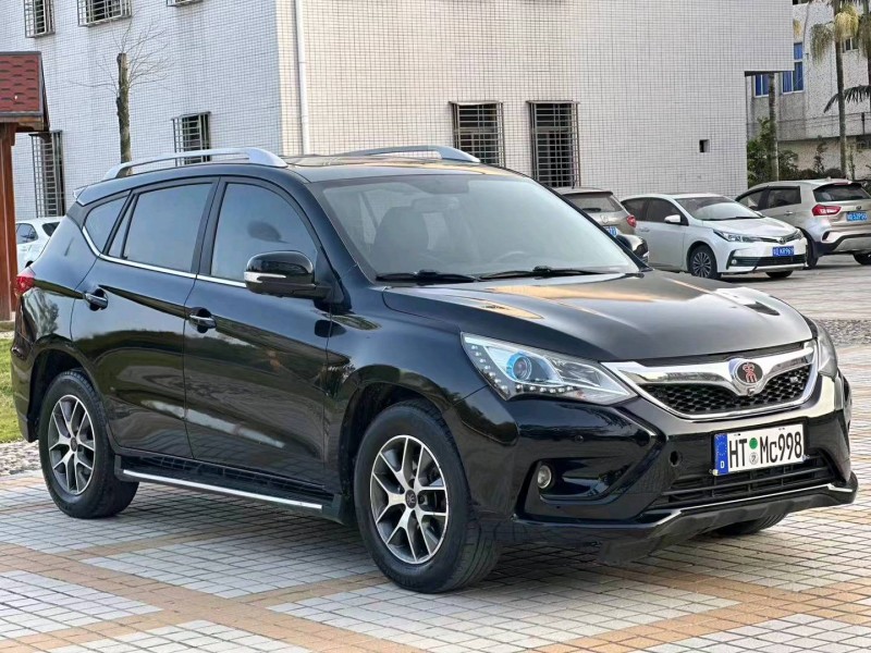 汕头17年比亚迪宋2