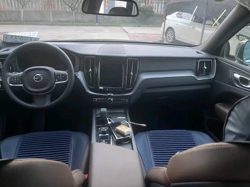 济宁23年沃尔沃XC604