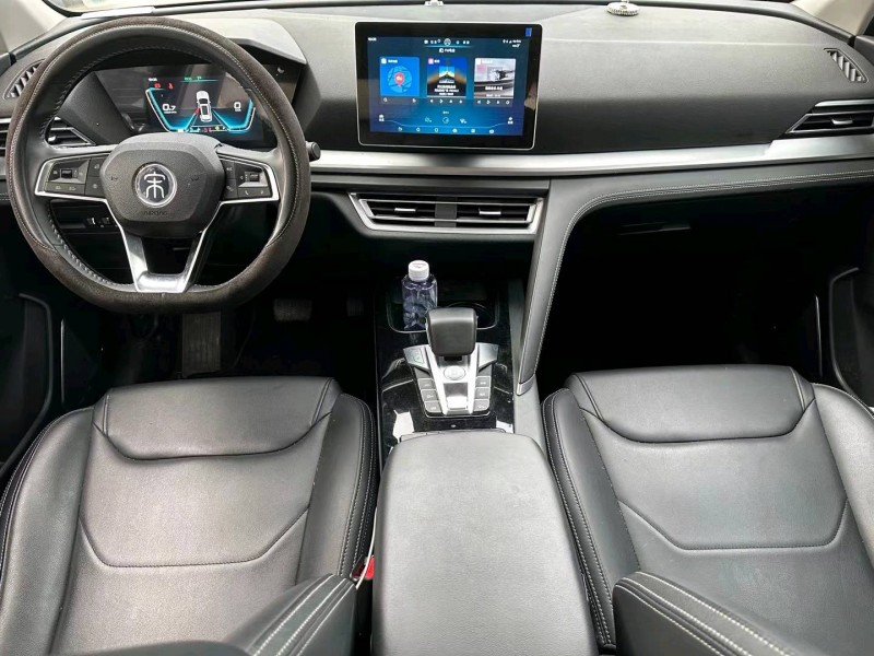 广州21年比亚迪宋4