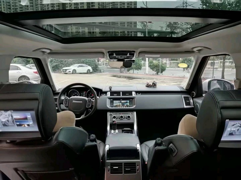 珠海17年路虎揽胜运动8