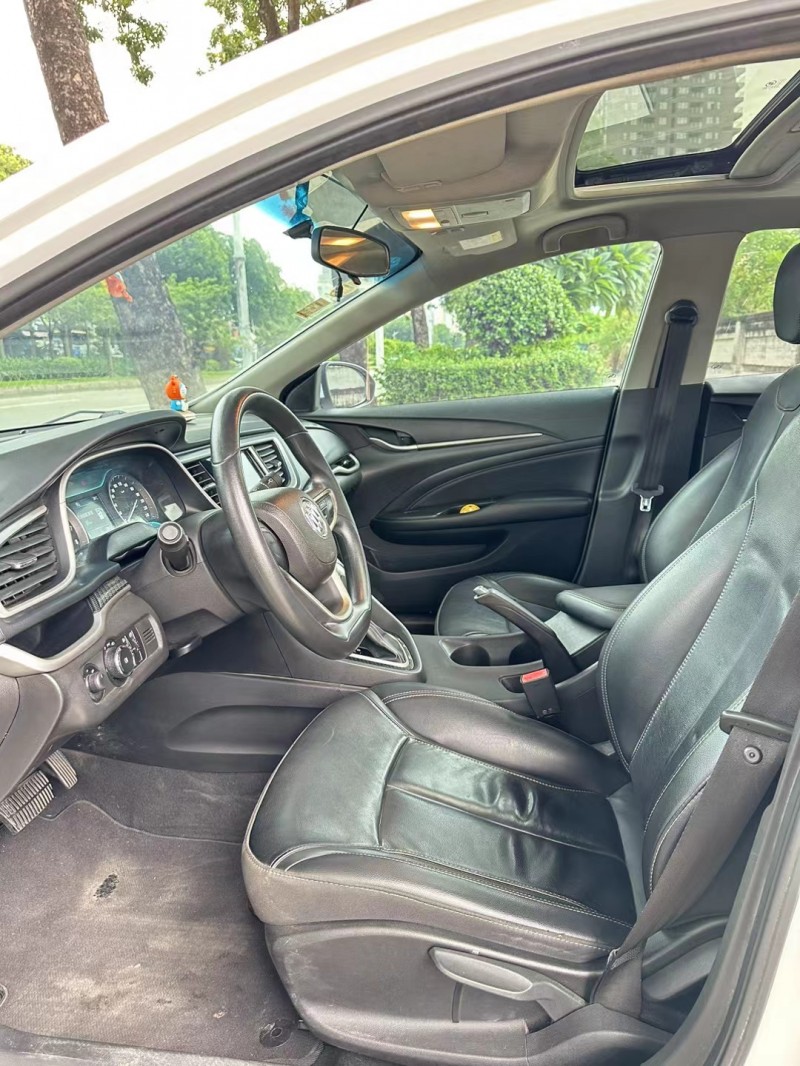 东莞16年别克英朗4