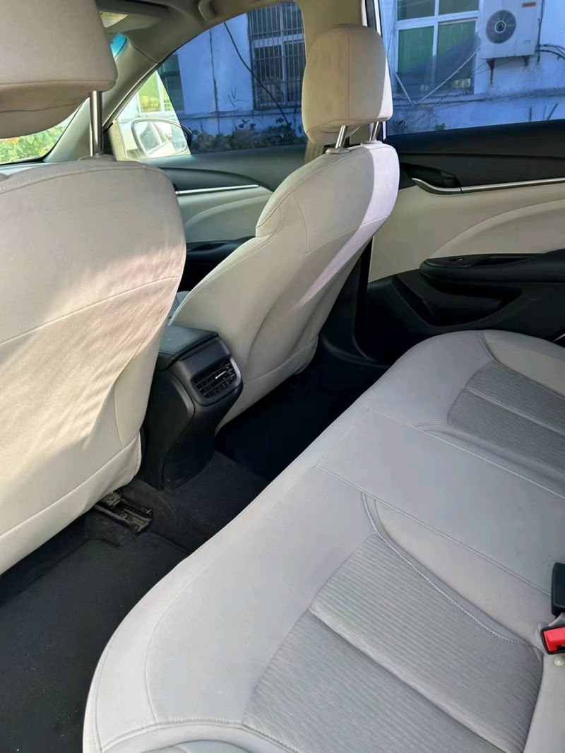 徐州20年别克英朗9