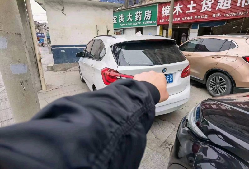 东营18年宝马2系3
