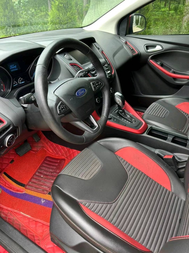 徐州20年福特福克斯9