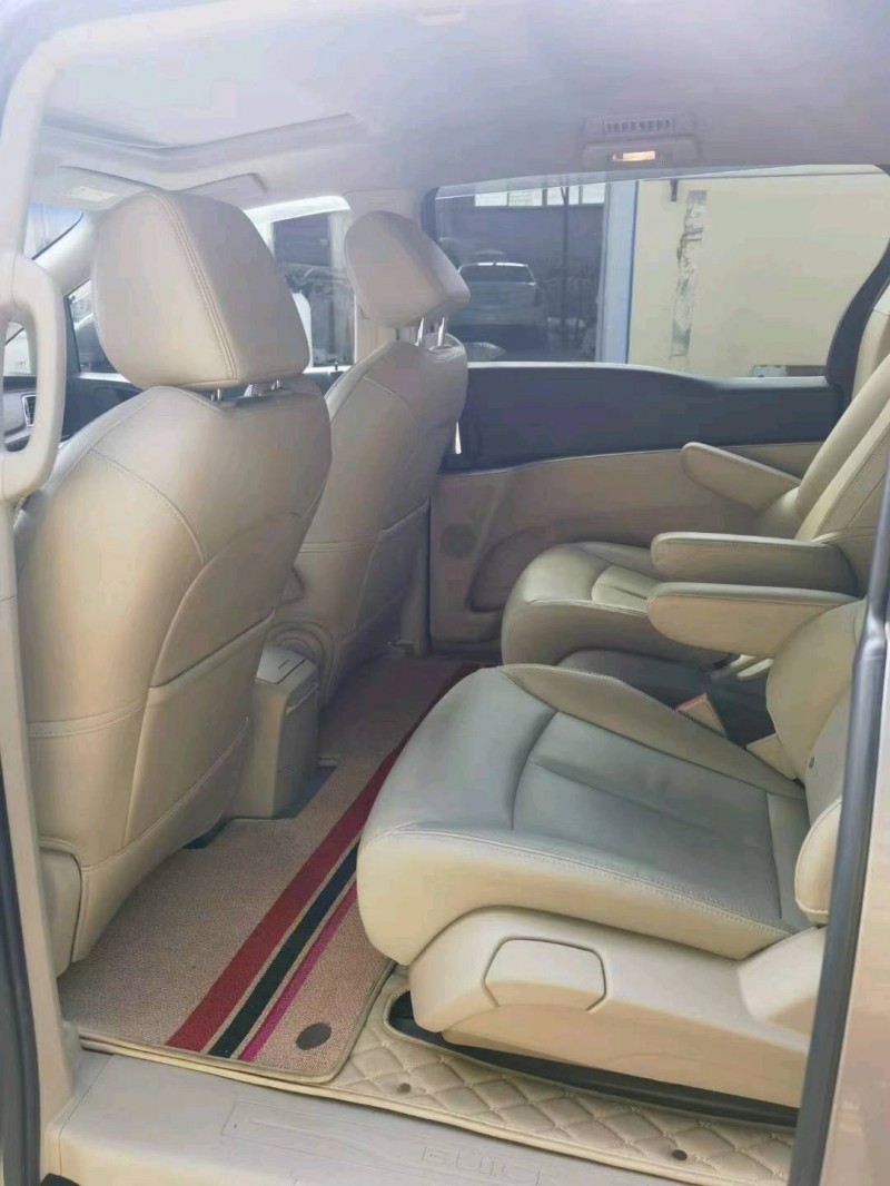 东营19年别克GL87