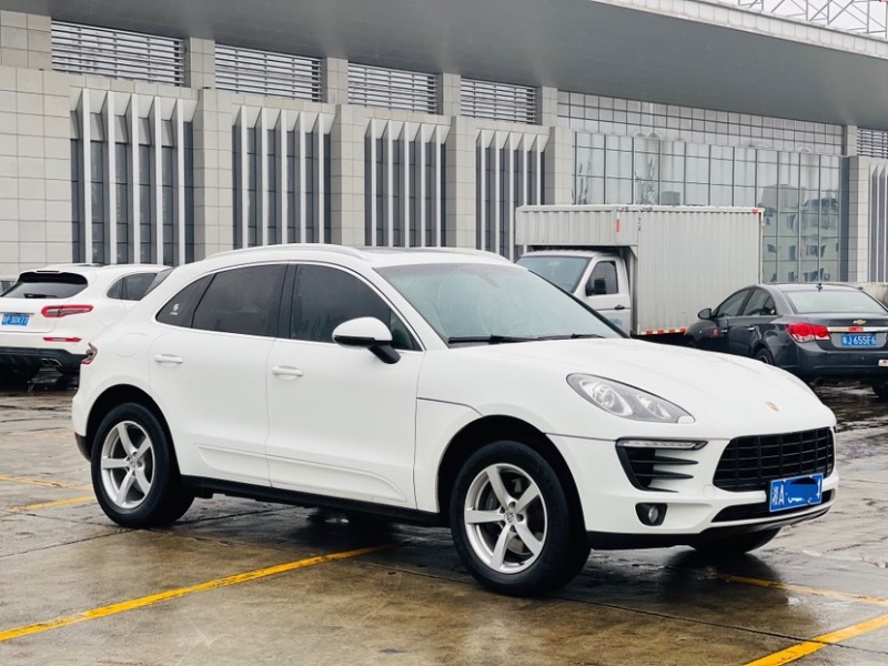 东莞15年保时捷Macan3