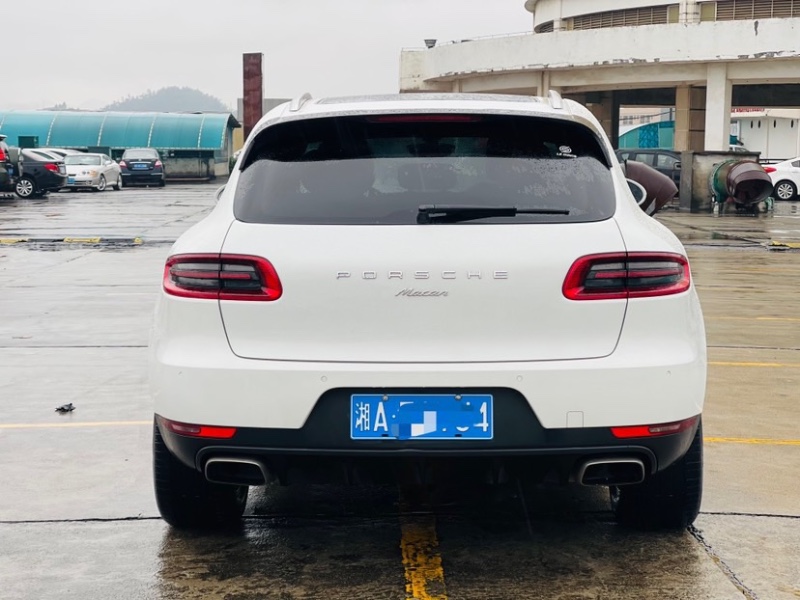 东莞15年保时捷Macan7