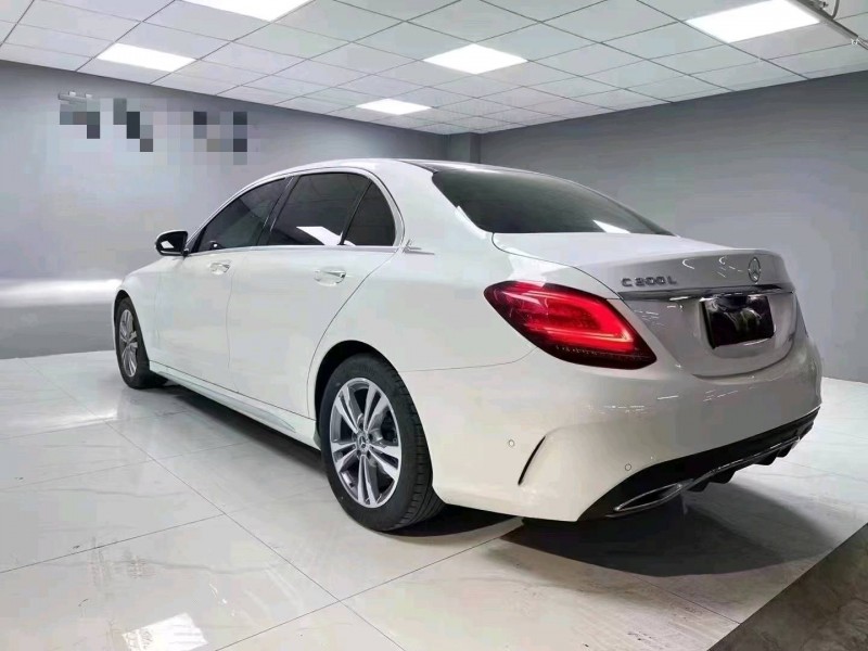 成都21年奔驰C7