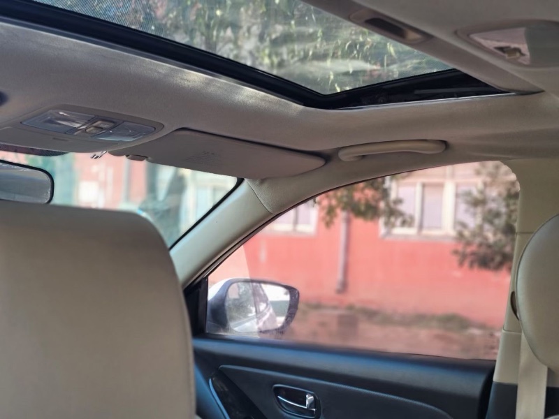 郑州13年现代伊兰特6