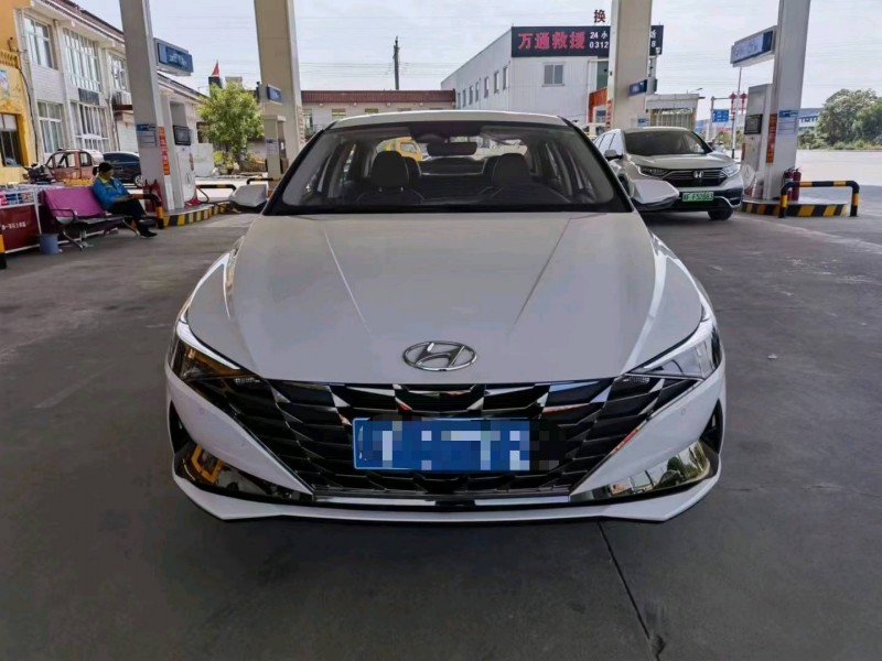 保定23年现代伊兰特1