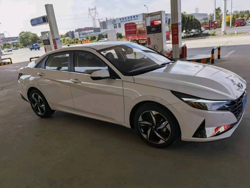 保定23年现代伊兰特3