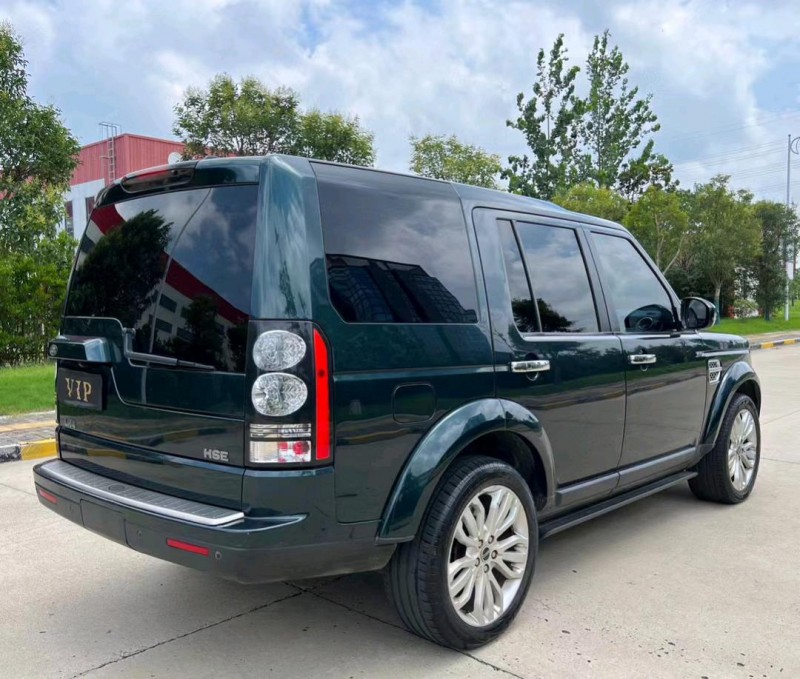 盐城15年路虎发现8