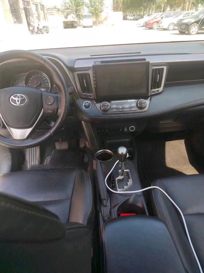 枣庄14年丰田RAV46