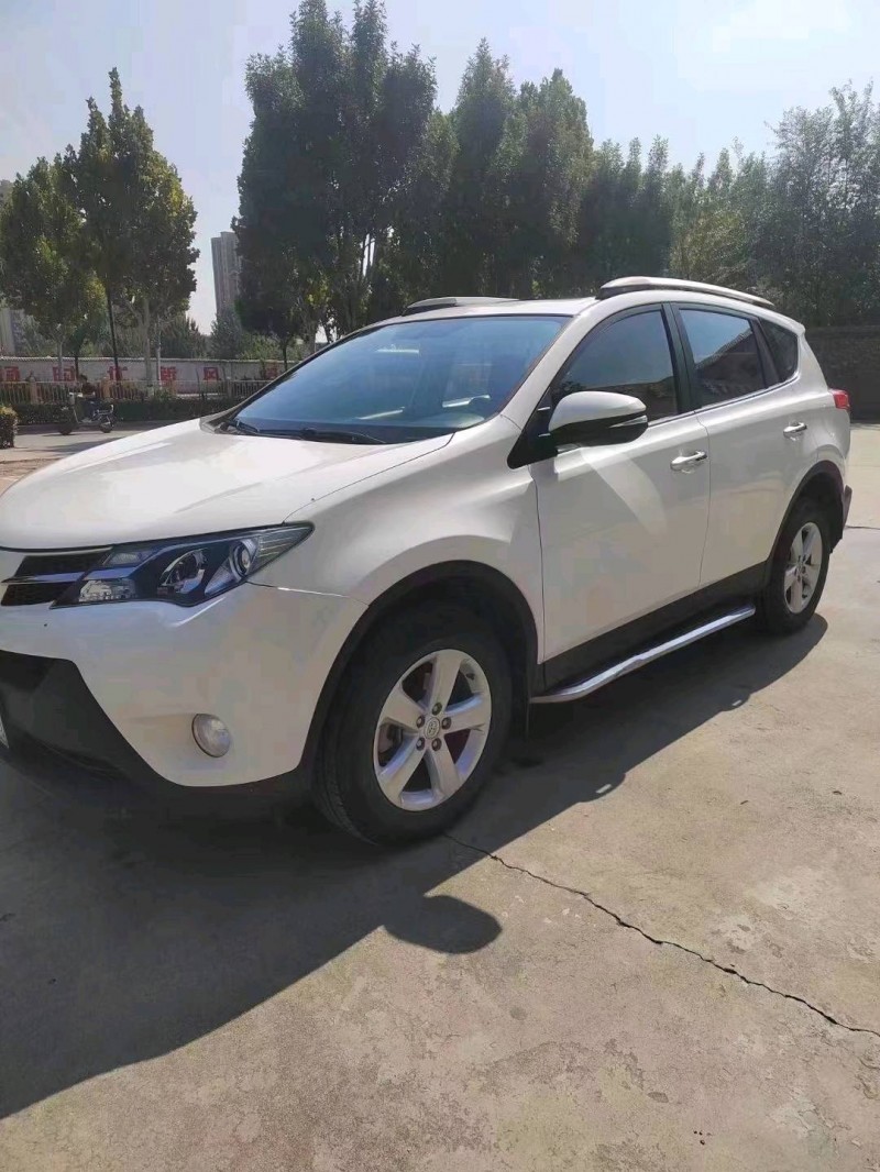 枣庄14年丰田RAV48