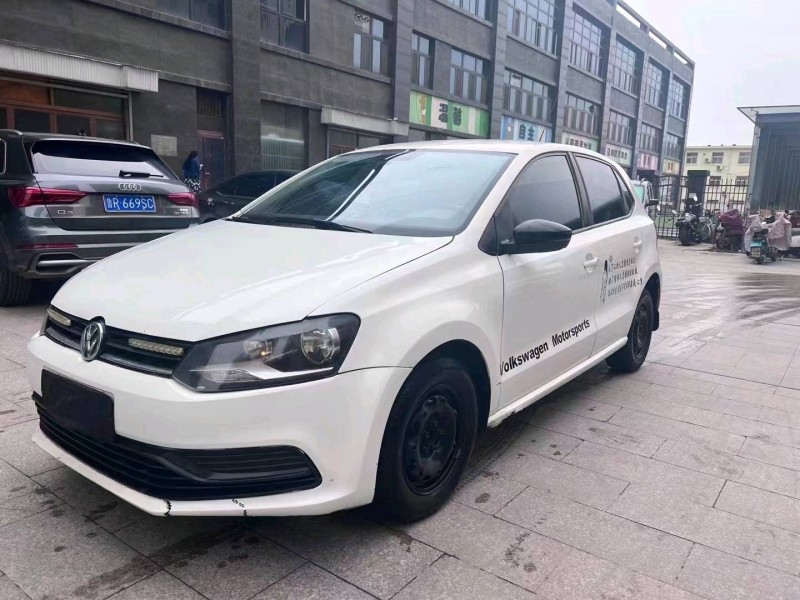 菏澤17年大眾polo2