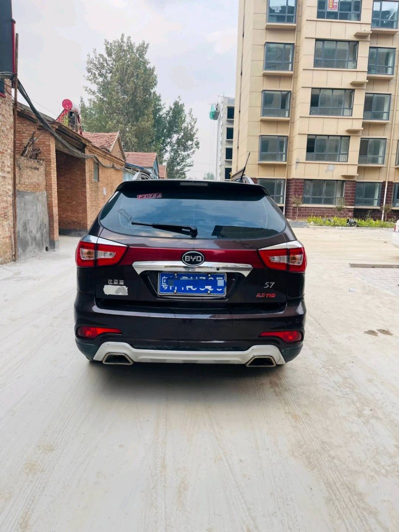 聊城15年比亚迪S76