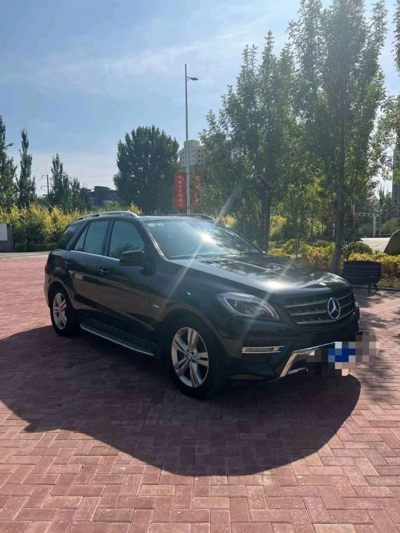 邯郸12年奔驰ML6