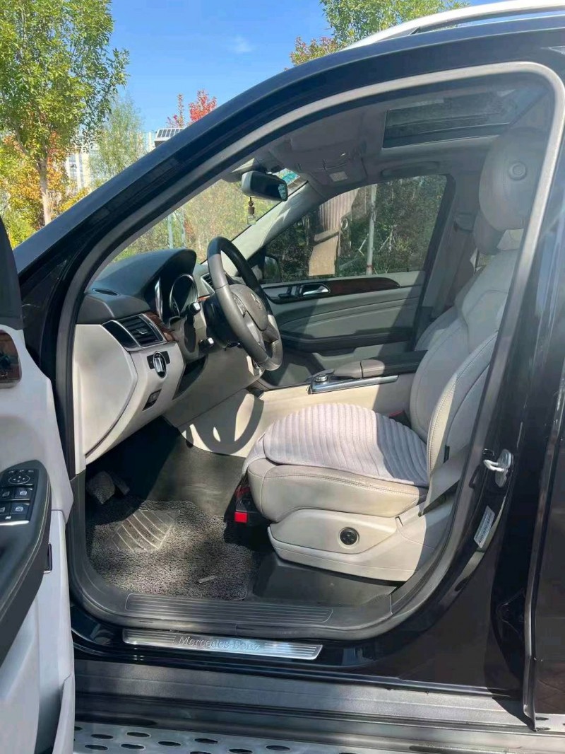 邯郸12年奔驰ML8