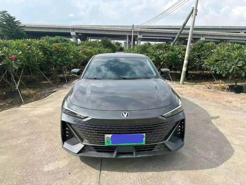 深圳23年长安汽车UNI-V1