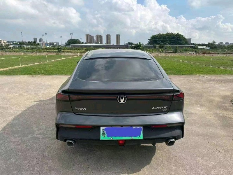深圳23年长安汽车UNI-V9