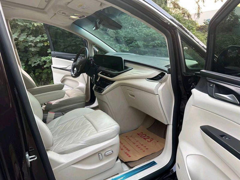 徐州20年别克GL86