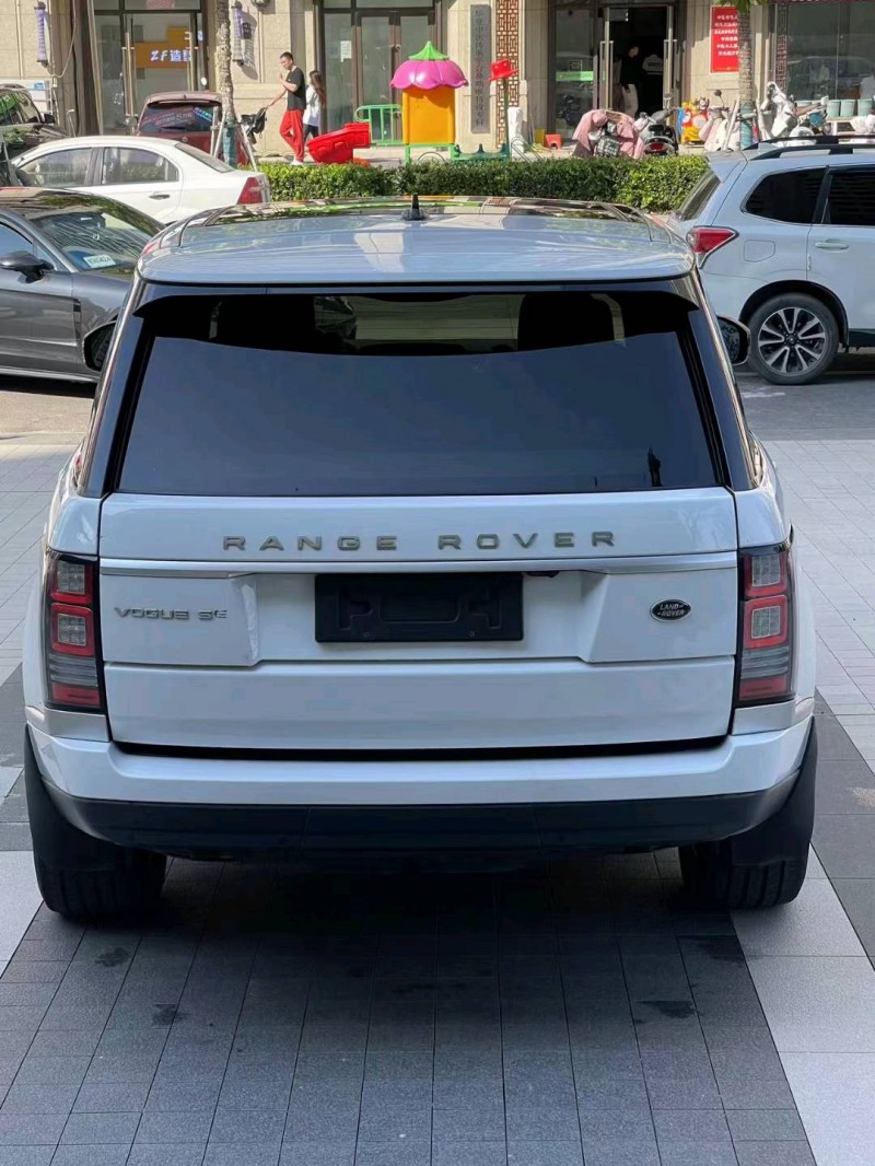 徐州17年路虎揽胜行政9