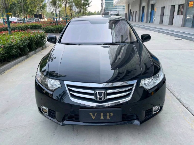 济宁13年本田思铂睿1