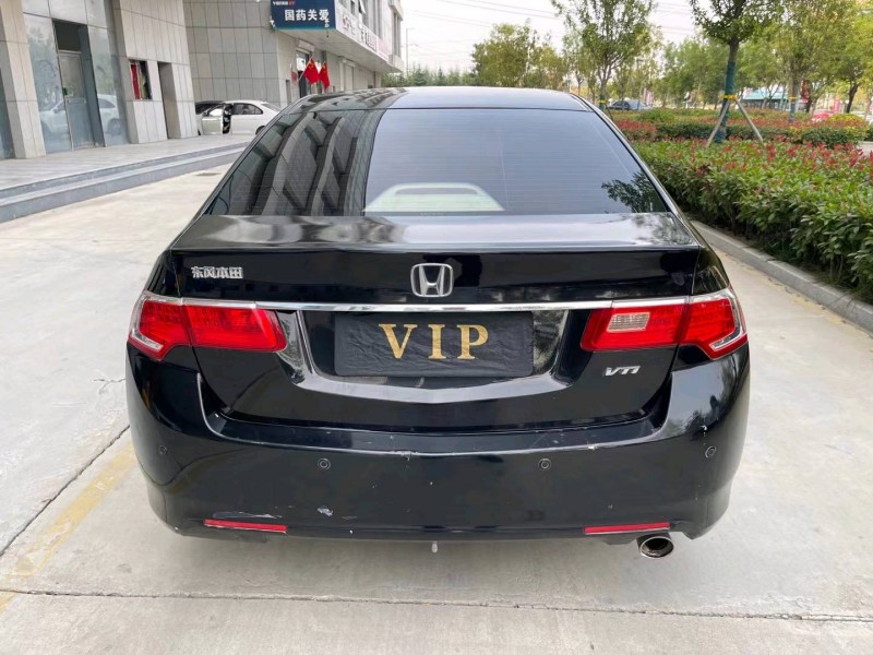 济宁13年本田思铂睿5