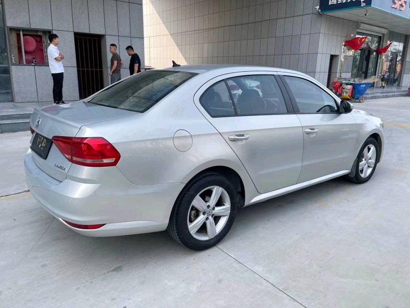 济宁16年大众朗逸4