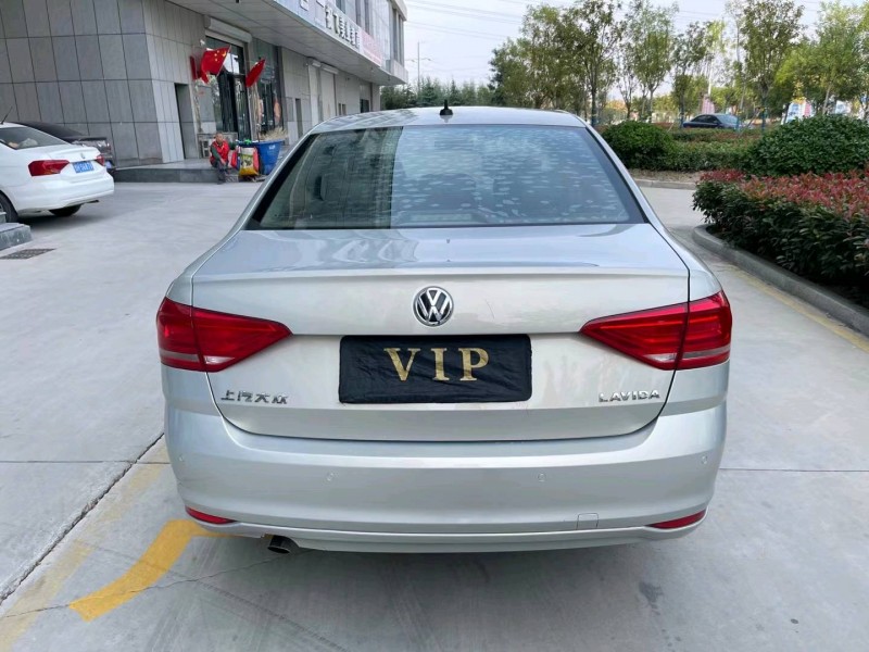 济宁16年大众朗逸5